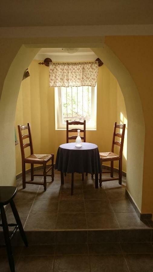 Apartment Kalikut Бели Екстериор снимка